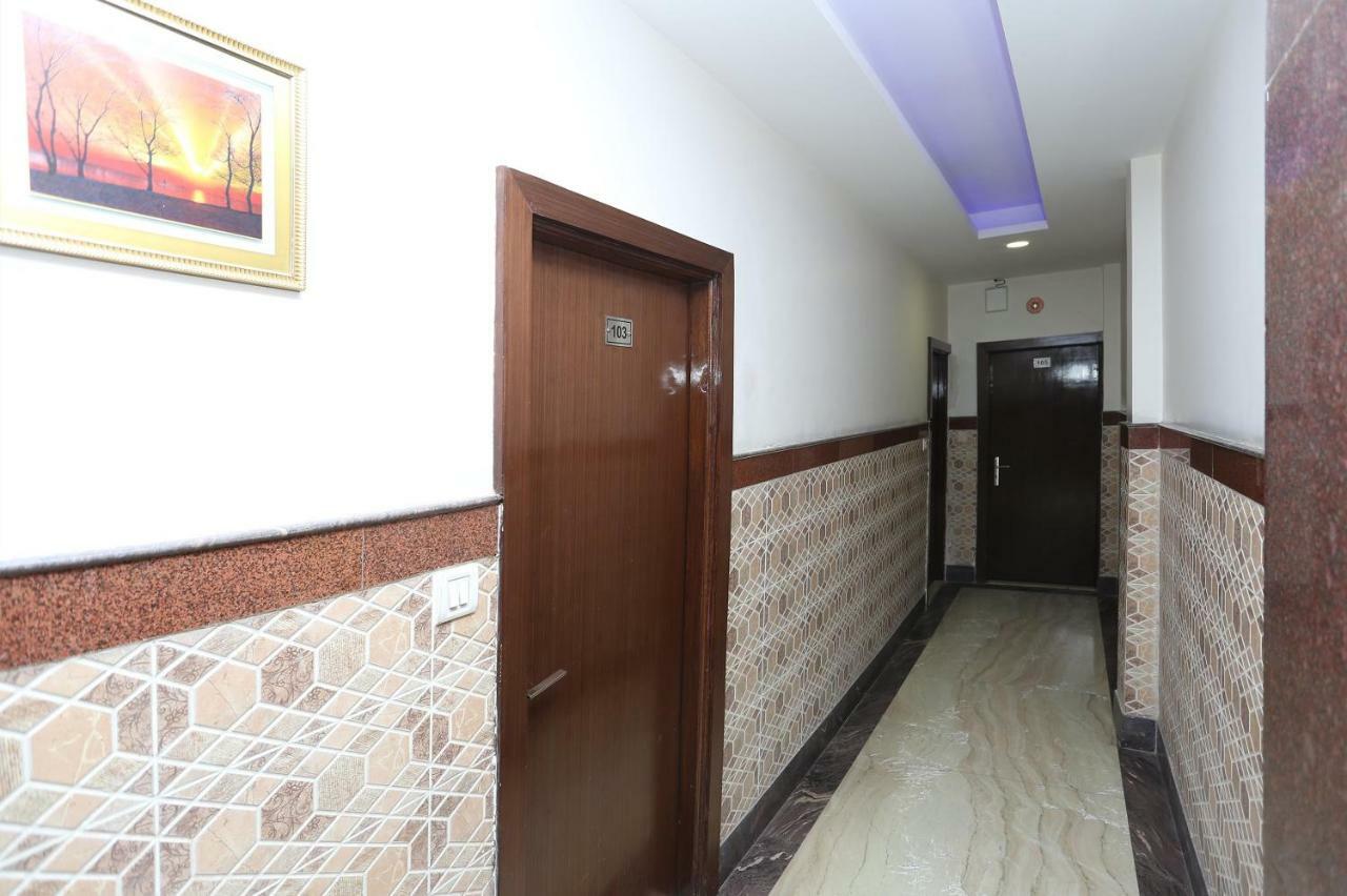 Oyo 30698 Hari Om Guest House Jādabpur Εξωτερικό φωτογραφία